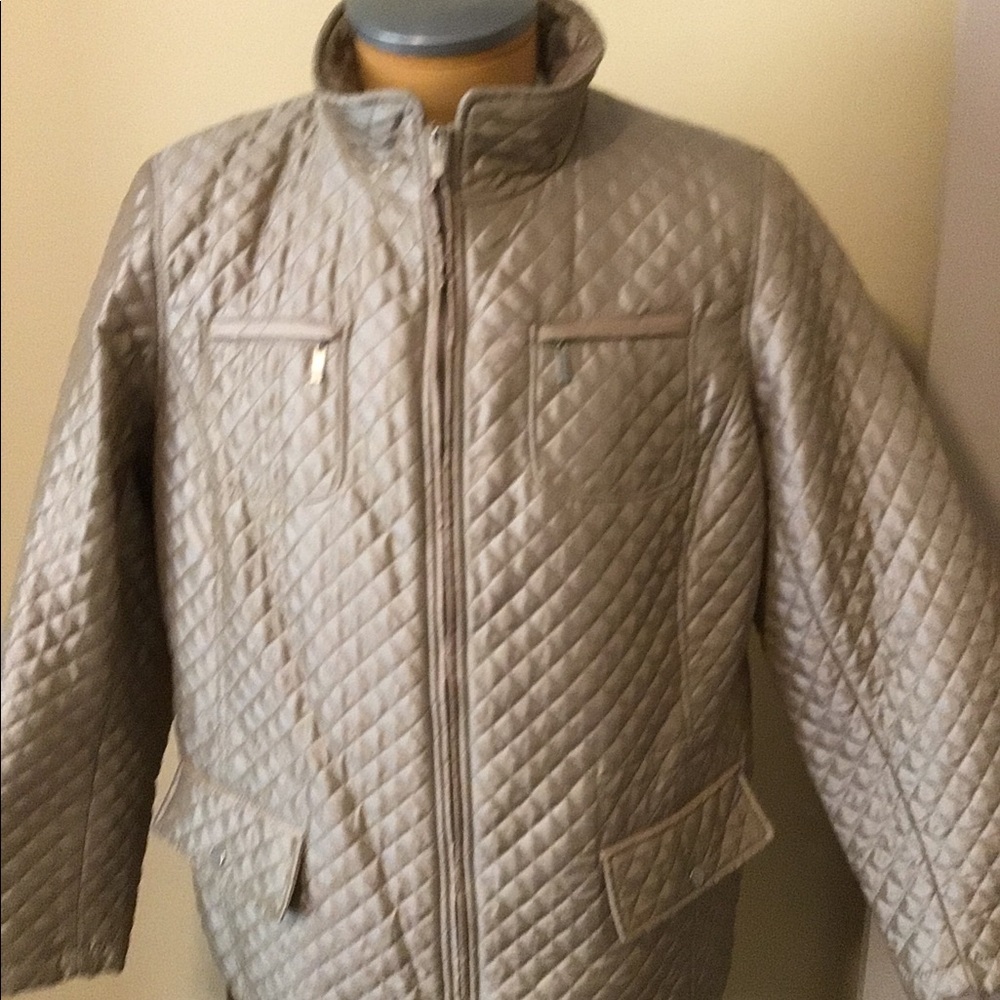 Plus Champaign color diamond design zip jacket - Picture 3 of 7